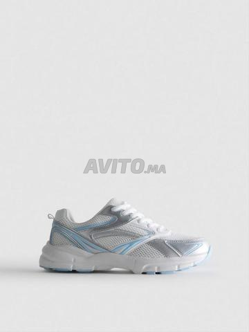 حذاء رياضي جديد للبنات بالتيكيت الخاص به، مريح، Primark - 2