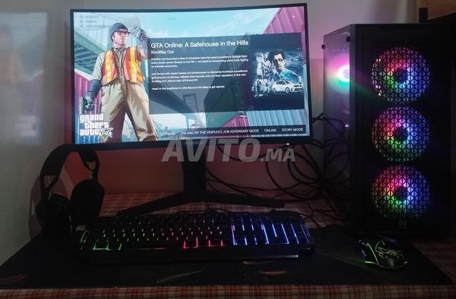 PC gamer avec souris et clavier