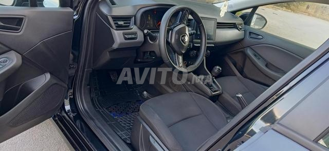 Renault Clio Diesel Manuelle 2024 à Mohammedia - 2