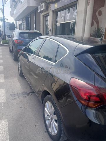 Opel Astra 2014 Automatique - 2
