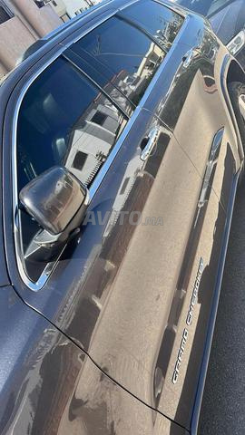 Jeep Grand Cherokee Overland - 2