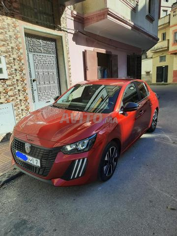 Peugeot 208 2024 très bon état