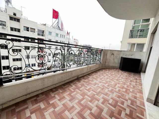 À louer Grand appartement 3ch - Vide