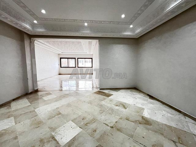 À louer Grand appartement 3ch - Vide