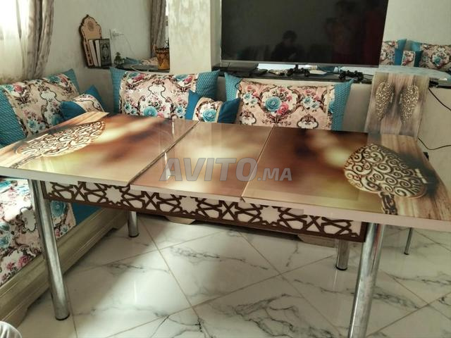 طاولة طعام عصرية وممتازة للبيع - 2