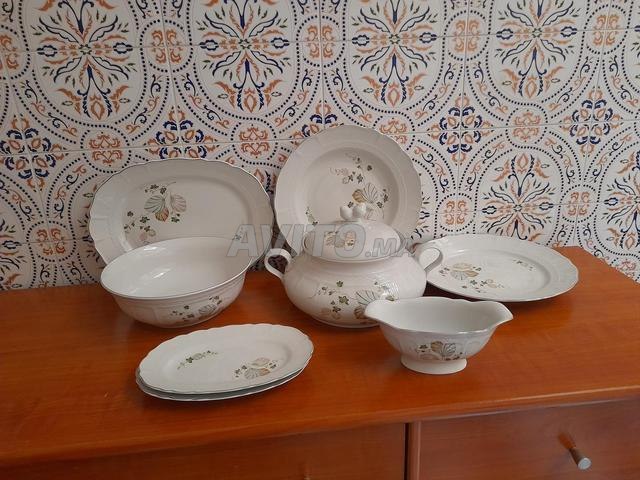 طقم سفرة لـ 12 شخص - 2