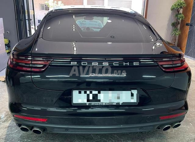 بورشه باناميرا ديزل أوتوماتيك 2017 في الرباط - 2