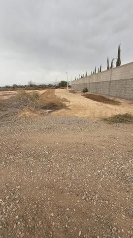 Terrain résidentiel de 300 m², bon prix, excellent emplacement - 2