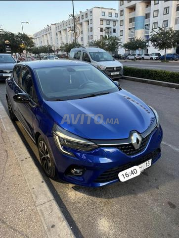 كليو 5 زرقاء بحالة جيدة - 2