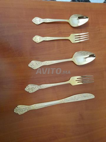 أواني مائدة مطلية بالذهب عيار 24 قيراط - 2