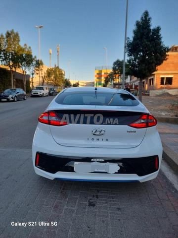Hyundai Ioniq hybrid - 2