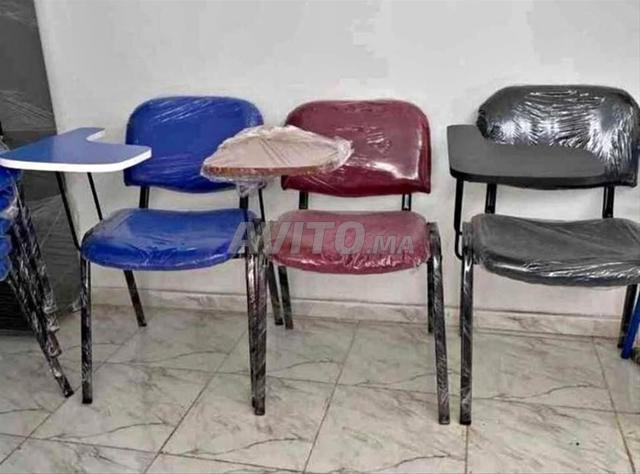 Chaise d'étude pratique avec écritoire latérale ✍️🪑