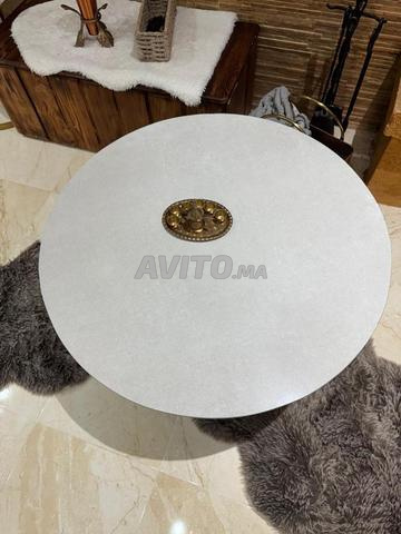 Tablette magnifique et solide - 2