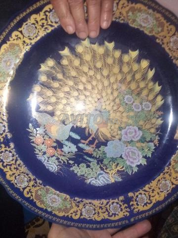 Deux assiettes paon authentiques pour les intéressés uniquement