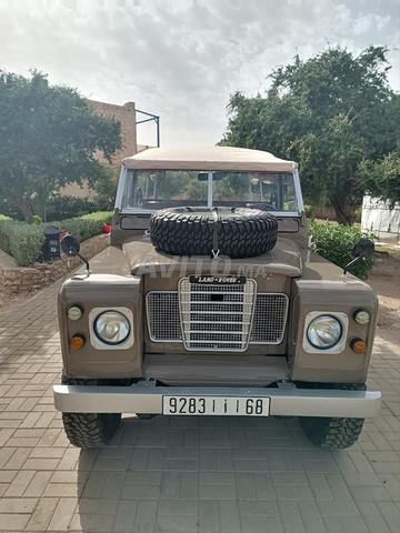 لاند روفر سلسلة 3 - 2