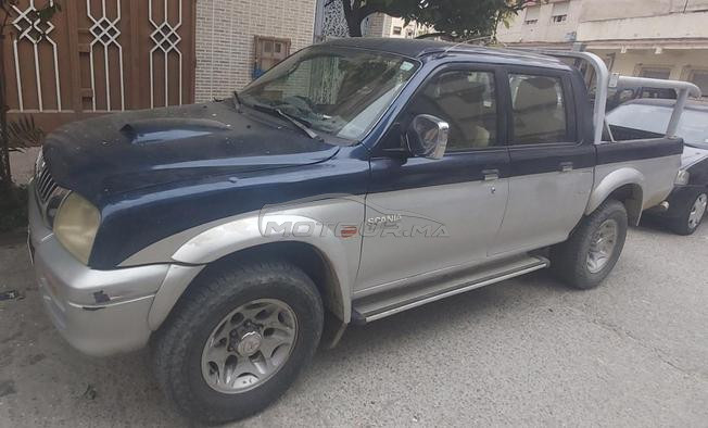 السيارة الفاإقة