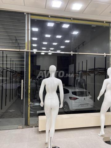 Local commercial équipé à vendre sur rue