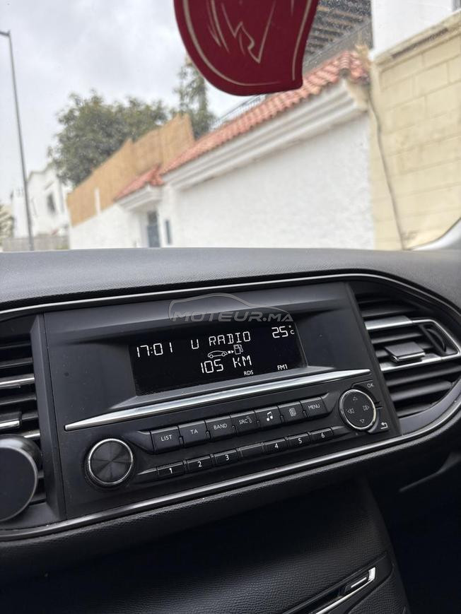 Peugeot 308 bleue à vendre 