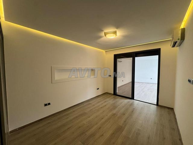 Appartement location vide avec terrasse - 2