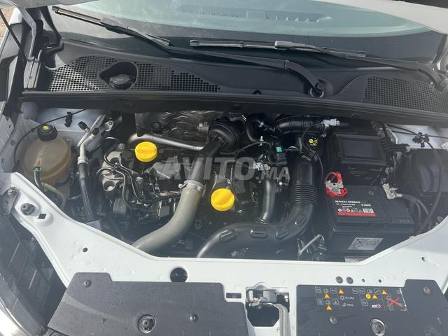 سيارة داسيا دوكر 2021 بالدار البيضاء - 2