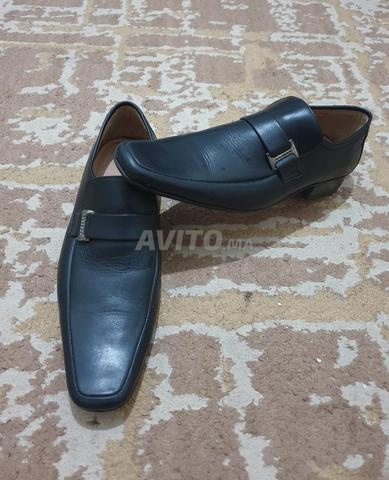 حذاء كلاسيكي مقاس 42 - 2