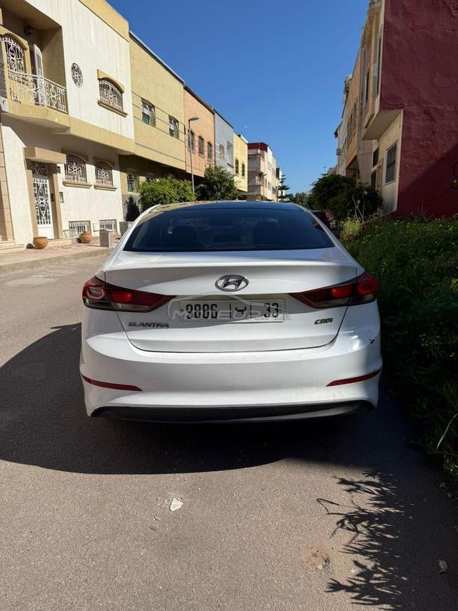 hyandai elantra automatique
