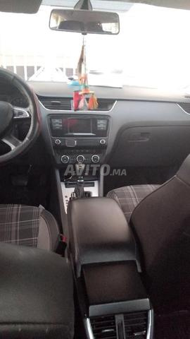 سيارات بحالة جيدة جداً - 2