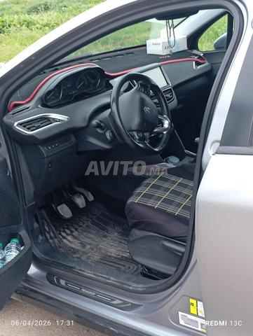 Peugeot 2008 Diesel Manuelle 2016 à Meknès