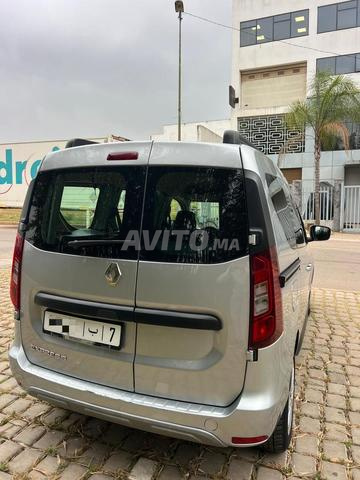 Renault Express Diesel Manuelle 2022 à Salé