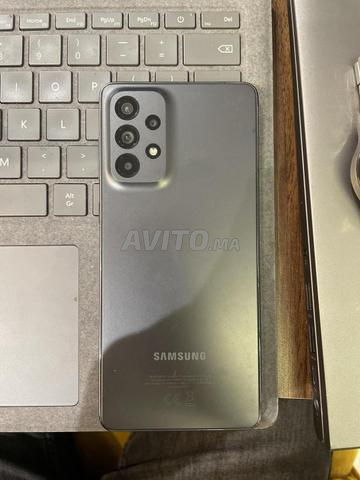 هاتف للبيع بحالة جيدة - 2