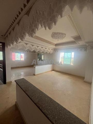 Spacieux appartement à Riyad Essalam