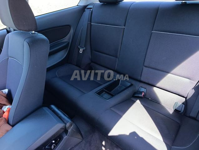 BMW الفئة الأولى ديزل يدوية 2011 في تمارة