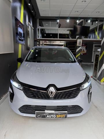 Renault clio 5 2024 Automatique