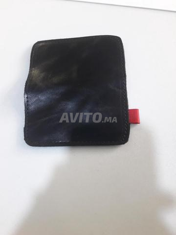 حامل بطاقات من الجلد الطبيعي، موديل جديد