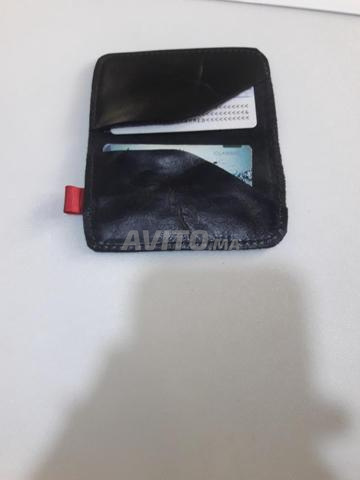 حامل بطاقات من الجلد الطبيعي، موديل جديد - 2