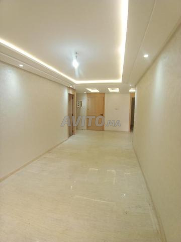 Appartement vide à louer Casablanca Roche noir