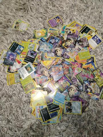 مجموعة بطاقات بوكيمون (نادرة جداً) - 2