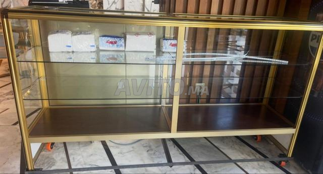 Vitrine pour usage multiple - 2