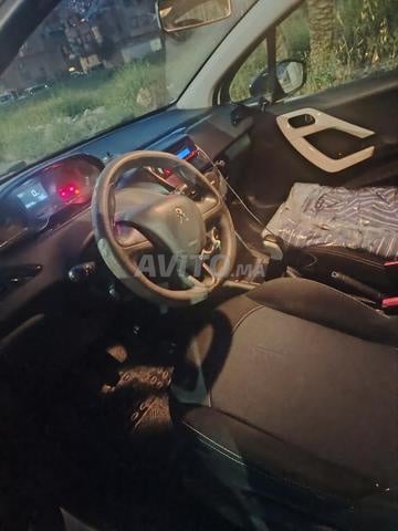 Peugeot 208 Diesel Manuelle 2015 à Marrakech