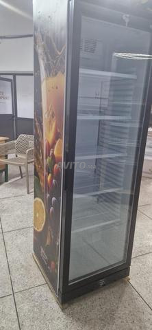 Vitrines modernes pour vos magasins, haute qualité - 2