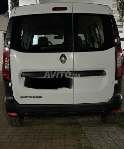 Renault Express Diesel Manuelle 2024 à Rabat