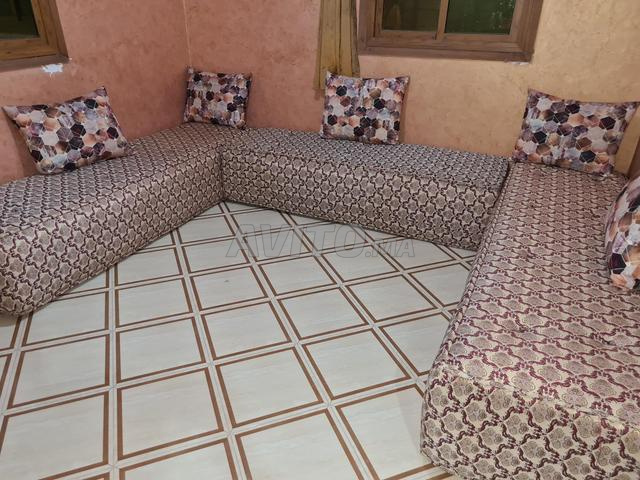 Trois matelas et 6 coussins à vendre - 2