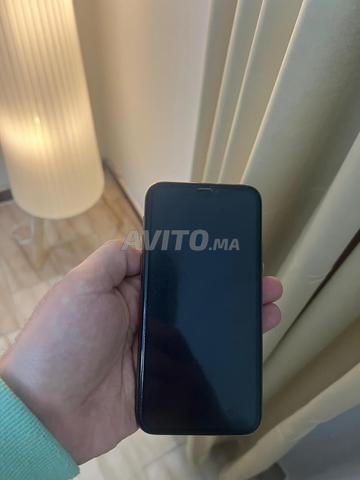 iPhone 11 Pro 256Go Gold Très bon état