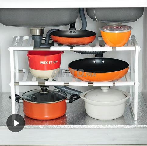 رف تخزين بلاستيكي قابل للتمديد، حوض مطبخ. - 2