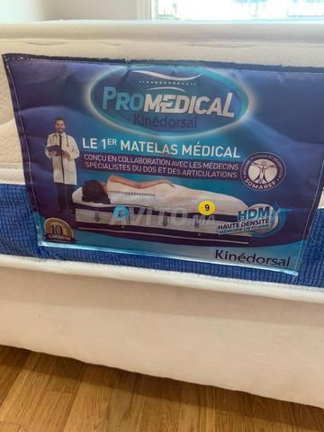 Moustiquaire médicale propre - 2