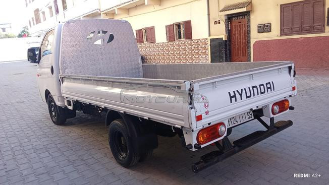   HYUNDAI H100