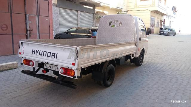 HYUNDAI H100 - 2