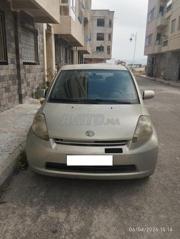 ديهاتسو سيريون بنزين يدوية 2007 في تطوان - 2