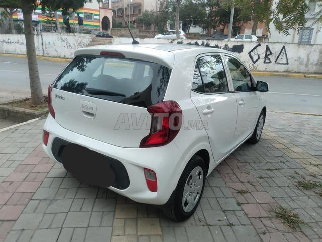 Kia Picanto Essence - 2