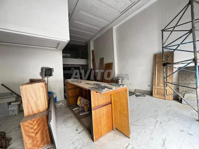 محل تجاري للإيجار في 2 مارس - 230 متر مربع - 2